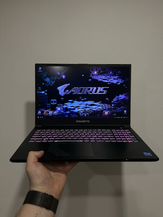Топовий ігровий ноутбук!!! Gigabyte KF5  у відміному стані