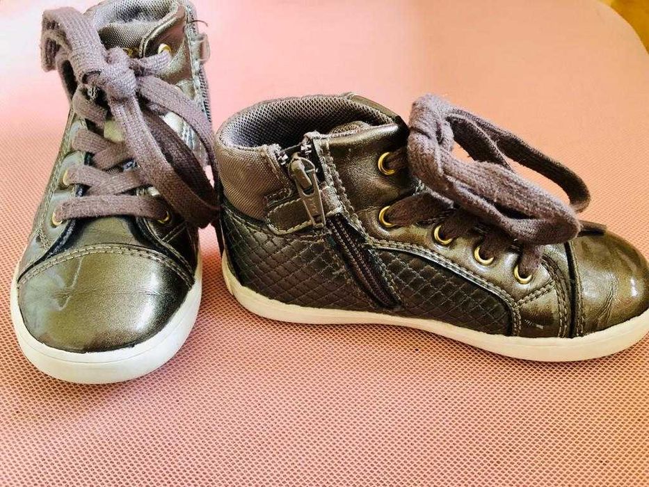 Botinhas Geox T25 impermeáveis, para menina - óptimo estado