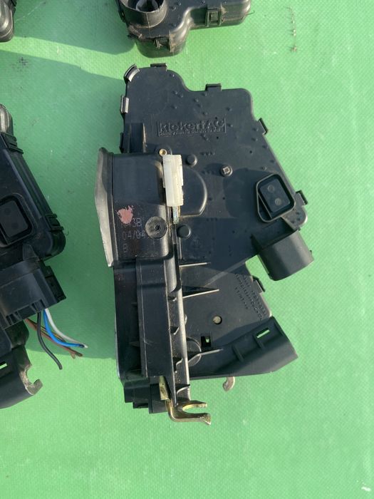 Замки Замок Дверной Двери Дверей Дверьки БМВ Е46 РЕСТАЙЛИНГ Шрот