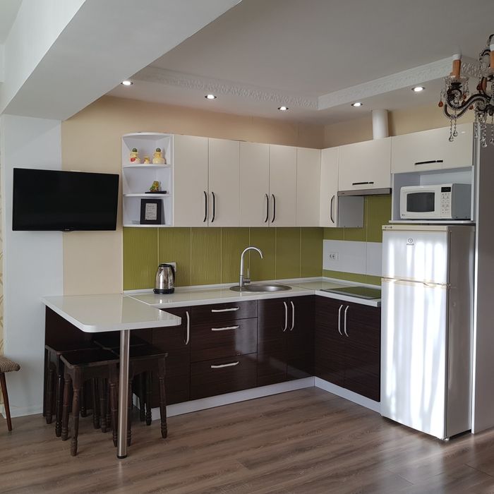 Сдам посуточно квартиру студию Южный, Південне