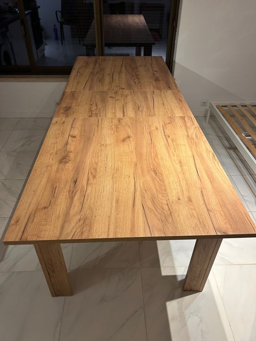 Mesa de jantar grande