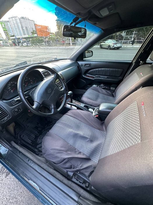 Nissan Maxima QX