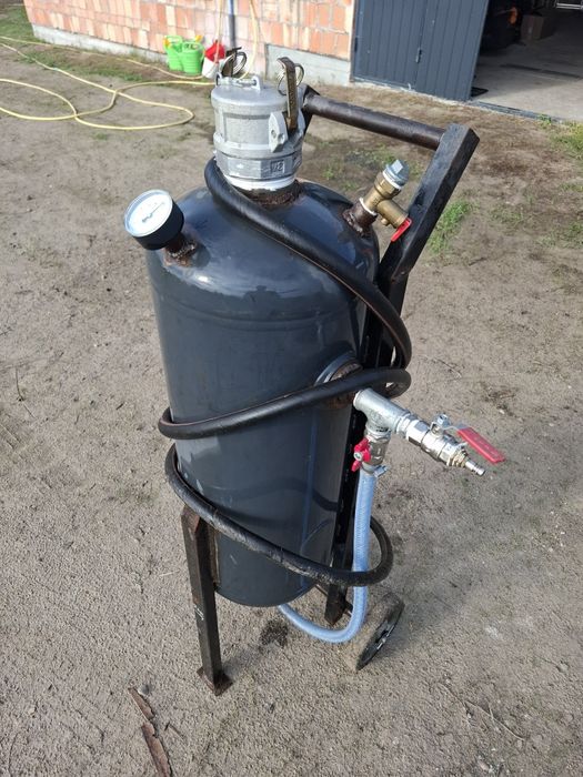 Piaskarka syfonowa 60L