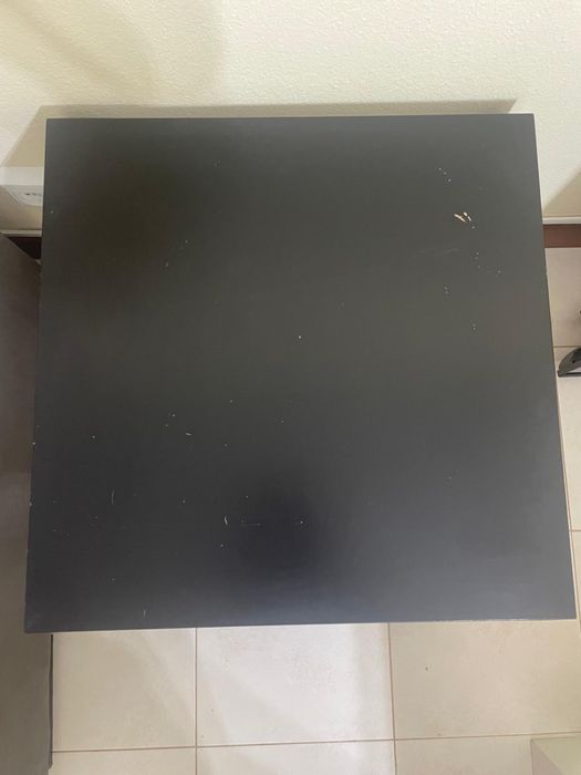 Mesa de centro preta