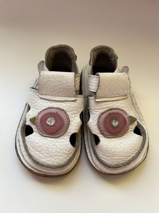 Sandałki kapcie Tikki 19 skóra naturalna