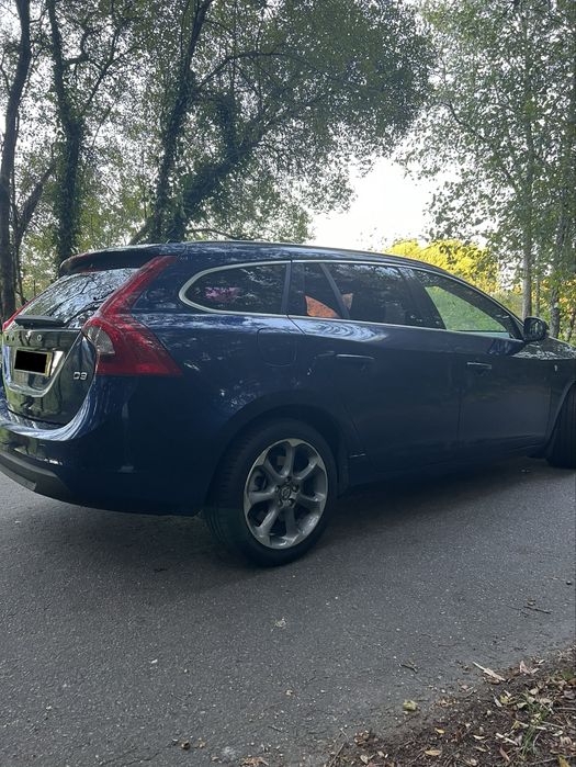 Volvo v60 D3 - 2.0 163 CV