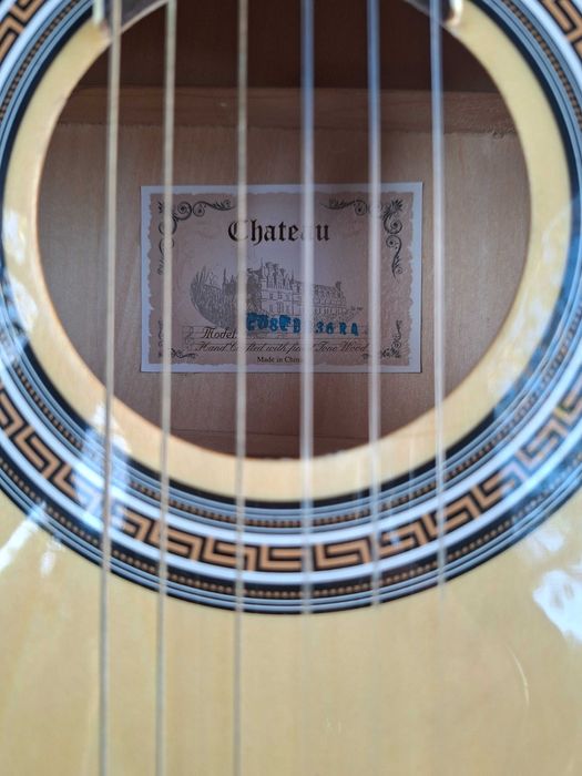 Gitara akustyczna