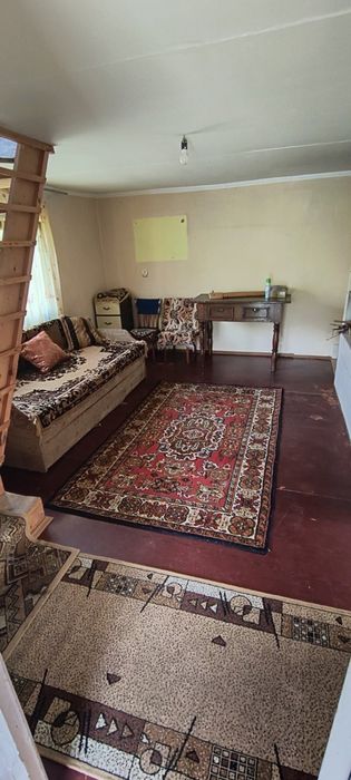 Продам двохповерхову дачу з неймовірним видом на річку Дністер