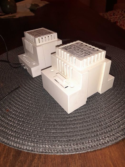 TRANSFORMATORY na szynę 220/16,18/1,2A - para z bezpiecznikiem