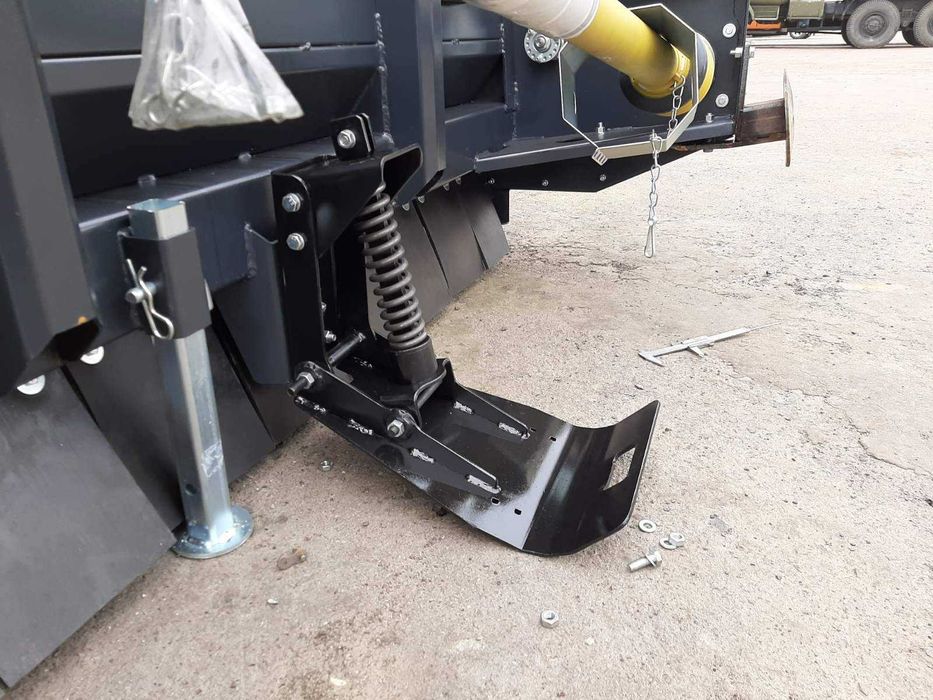 Продам комплект прижимів стерні кукурудзяних жниварок Oros, Geringhoff