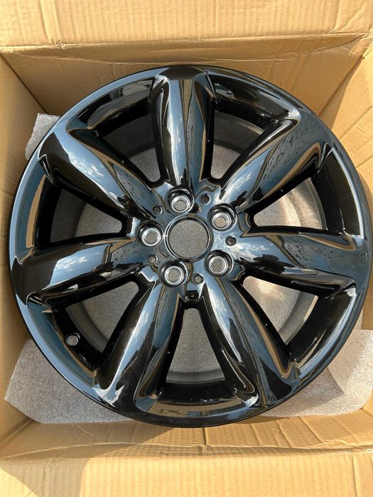 MINI Clubman F54 felga czarna 8x18 ET 57