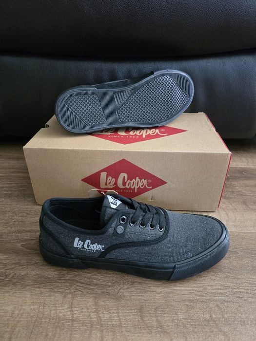 Lee Cooper Grafitowe Trampki Klasyczne Minimalistyczne R. Eu 43 - 28 cm