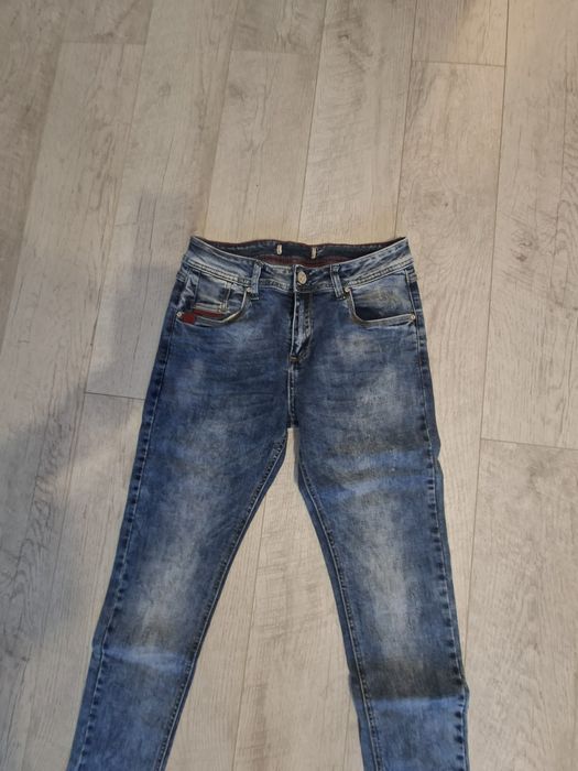 Spodnie jensowe damskie