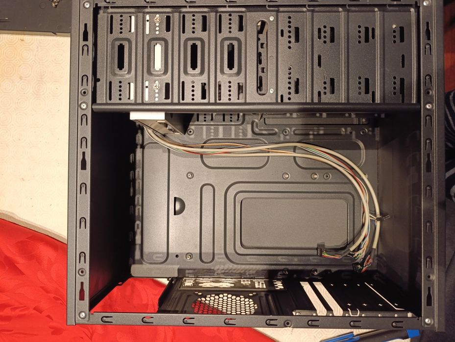 Torre computador NOX444632115122032641