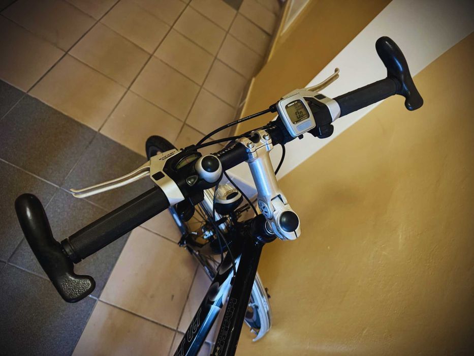 Jan Janssen 28” rower trekkingowy, Shimano Nexave, wyposażony