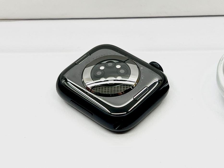 Apple Watch 8 41mm GPS Midnight
