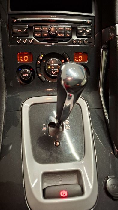 Peugeot 3008  1
6 HD de 2011 183.000km