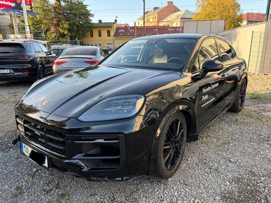 Porsche Cayenne Platinum Black Edition Coupé