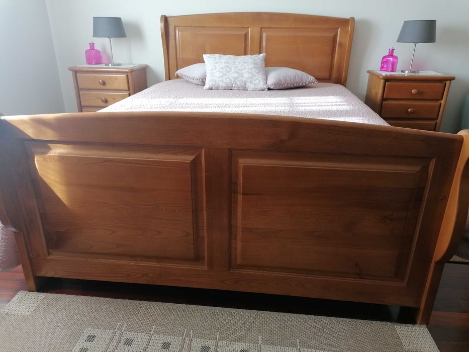 Mobília completa - Quarto de casal - madeira de carvalho