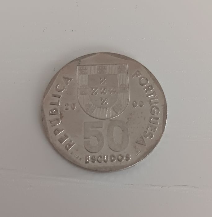 Lote Ref. 2: Moedas 50 escudos de 1986/87/88/89/91/98/99/00
