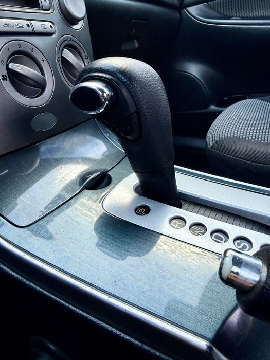 Автомобіль Mazda 6 2005