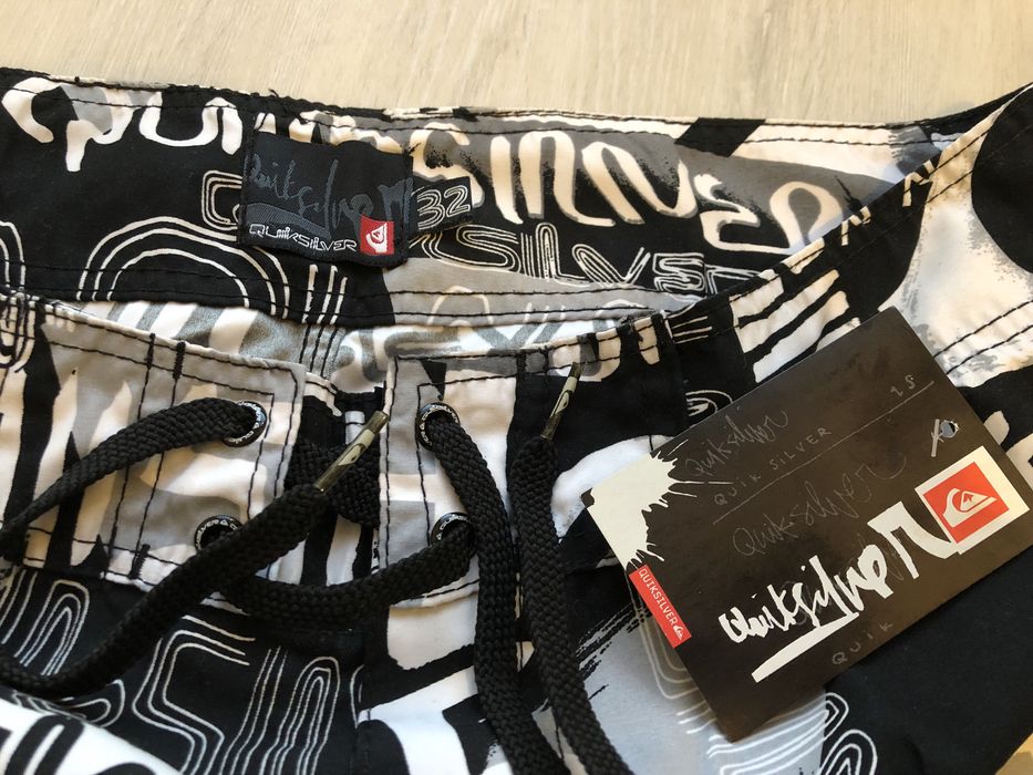 Calções de Banho Quiksilver Branco e Cinza 32 (NOVO)