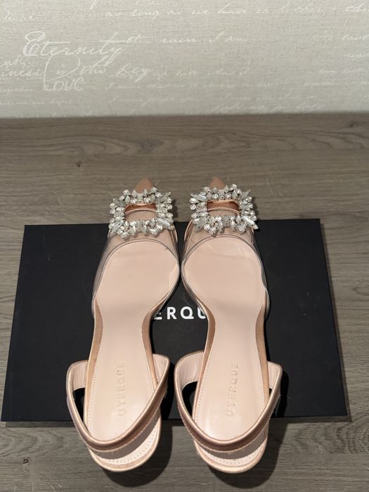 Бежеві туфлі Uterqüe оригінал