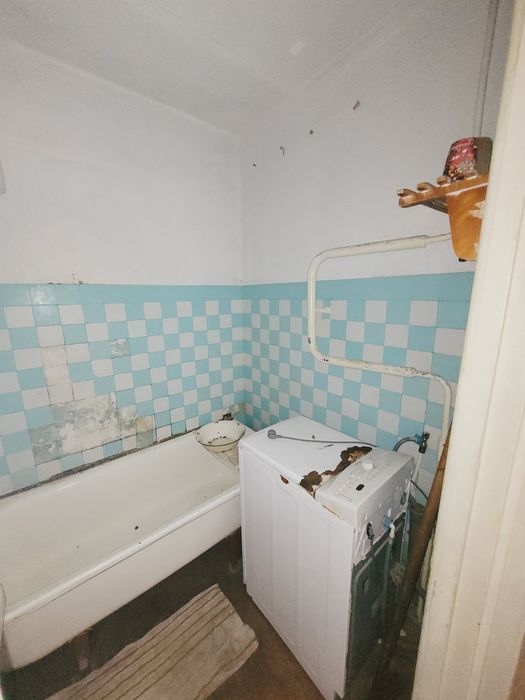 3-х комн. квартира, Даманский, улучшенной планировки, не угловая, не проходная, всё рядом
