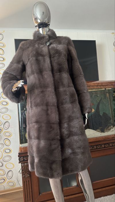 Норковая шуба мокко Kopenhagen Fur, s-m длина 100 Италия в идеале