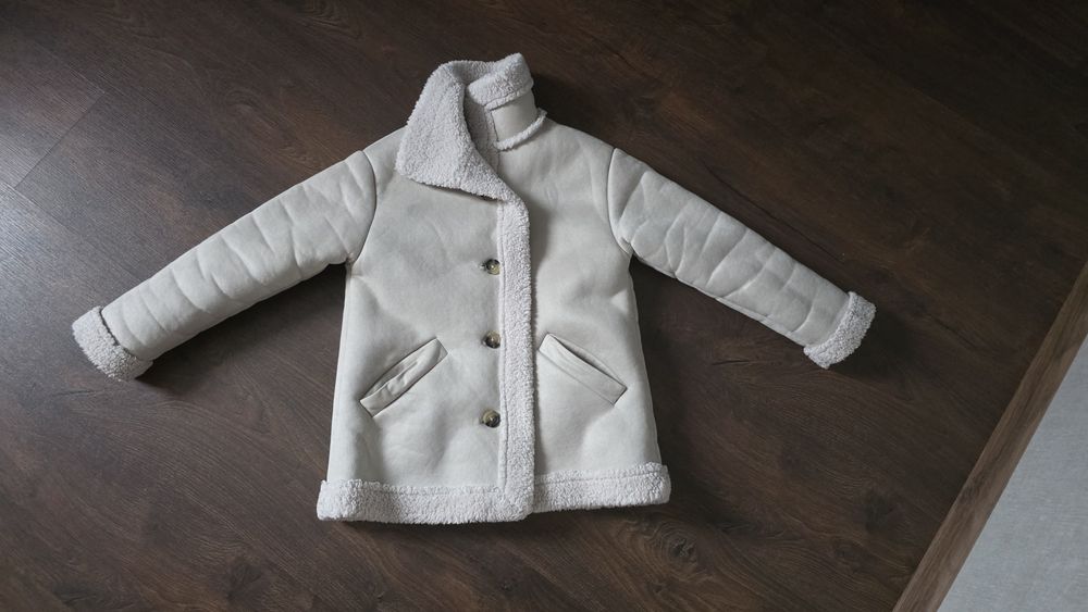 Продам дитячу дублянку Mango