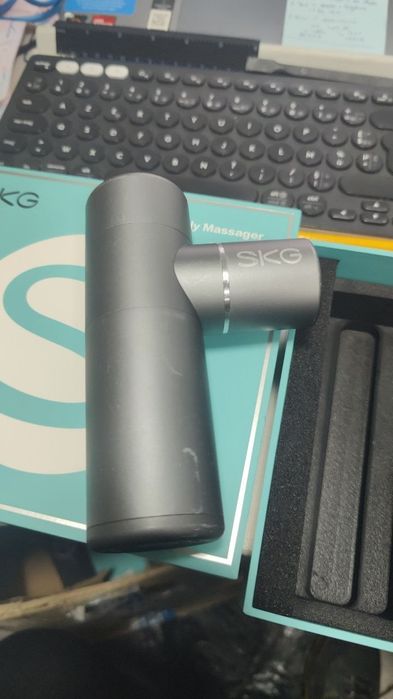 SKG F3 mini , перкусійний масажер пістолет
