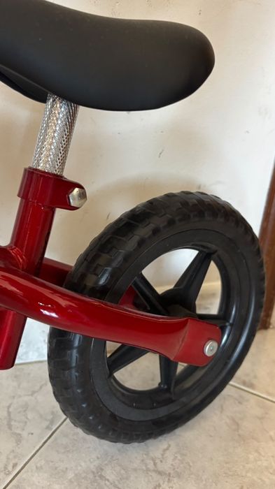 Bicicleta de equilíbrio CHICCO