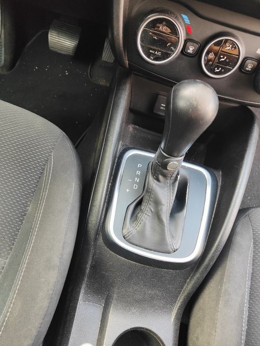 Fiat tipo sw automático