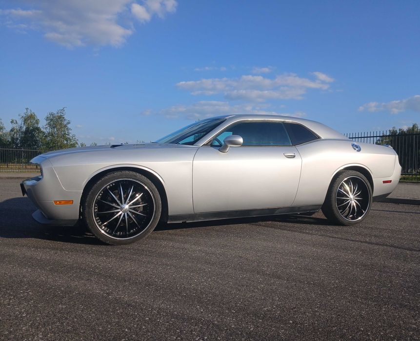 Dodge Challenger RT Plus 5,7 HEMI
