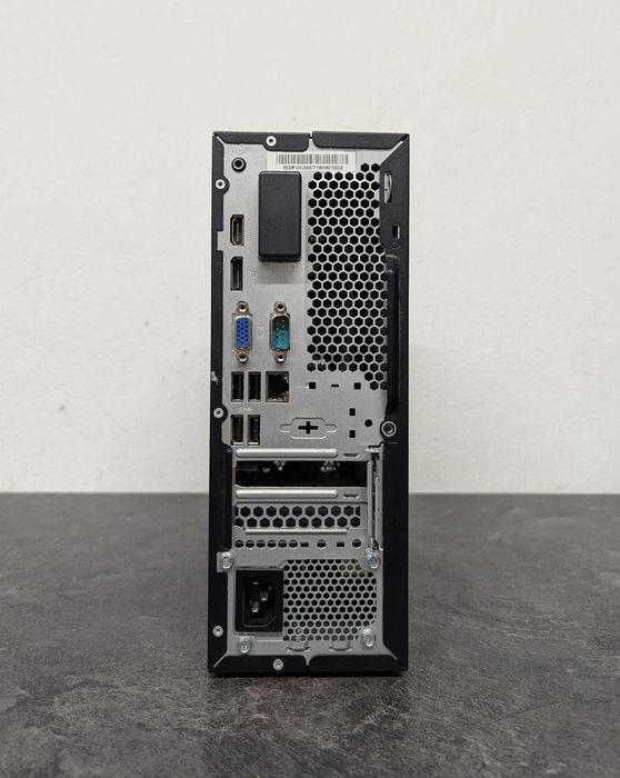 Lenovo. Intel i3-8100\ DDR4 8Gb\ SSD 256Gb.
