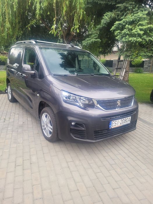 Peugeot partner 1.6hdi 2019r  177 tys km , bardzo bogata wersja  , met