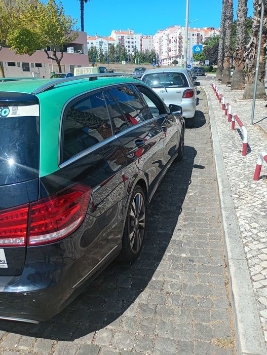 Carrinha Mercedes classe e 220 avangard