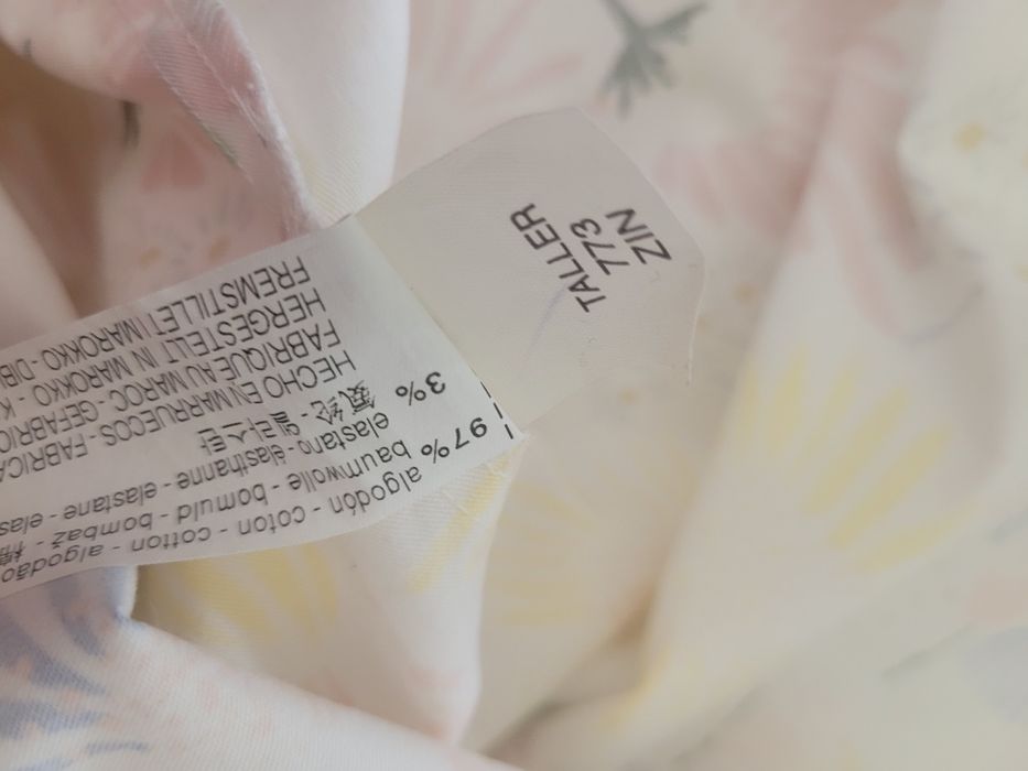 Piękna biała sukienka w kwiaty odkryte ramiona boho Zara