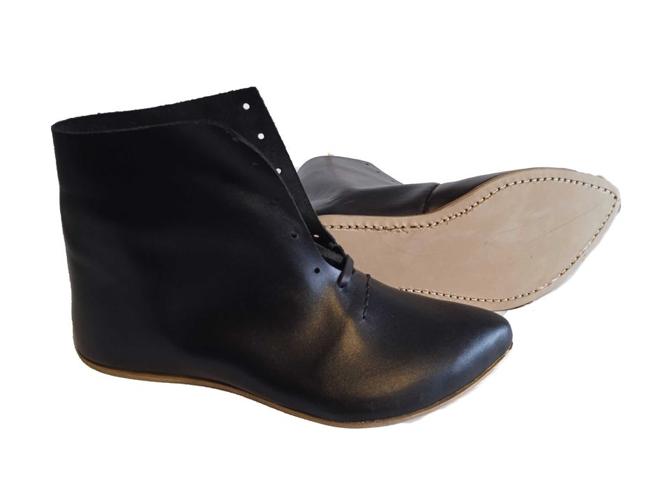 Buty z grubej skóry szyte ręcznie