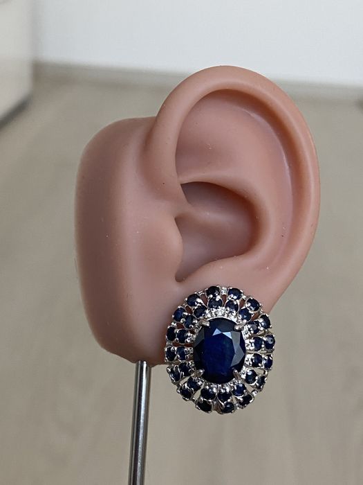 Серебряные серьги с сапфирами