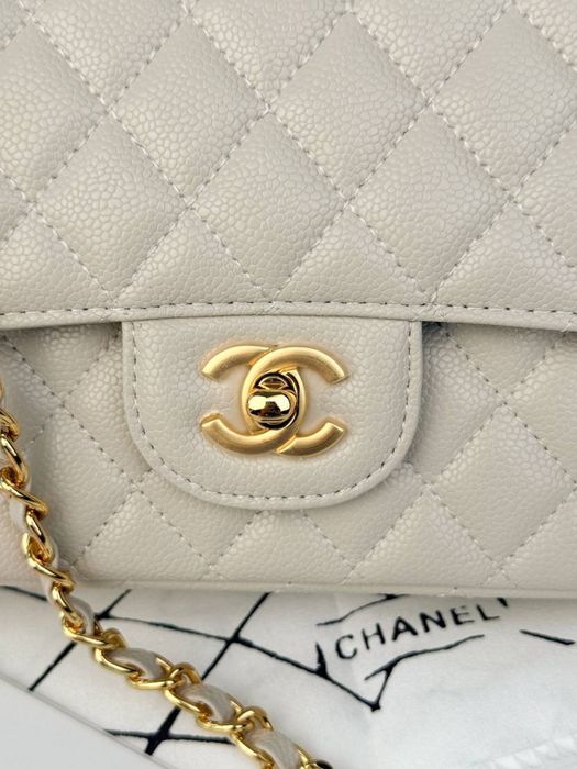 Сумка Chanel Classic Flap 25  Caviar  Hardware / сумка Шанель 25 см ікра, біла (молочна)