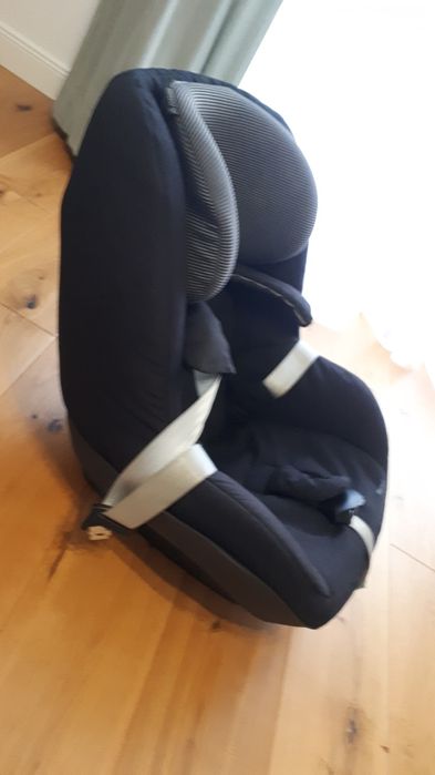 Fotelik Maxi Cosi Pearl 9-18kg + baza Family Fix