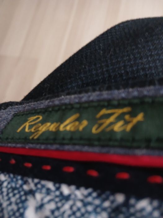 Продам новые мужские брюки size 44.