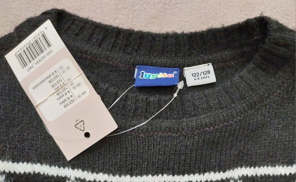 Nowy sweter 122/128 Lupilu