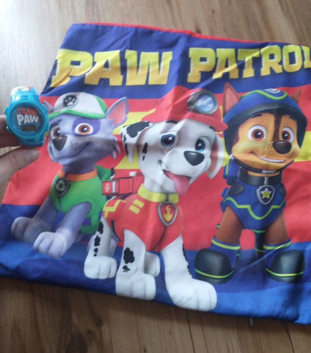 Zestaw Psi Patrol zegarek + poszewka na poduszkę