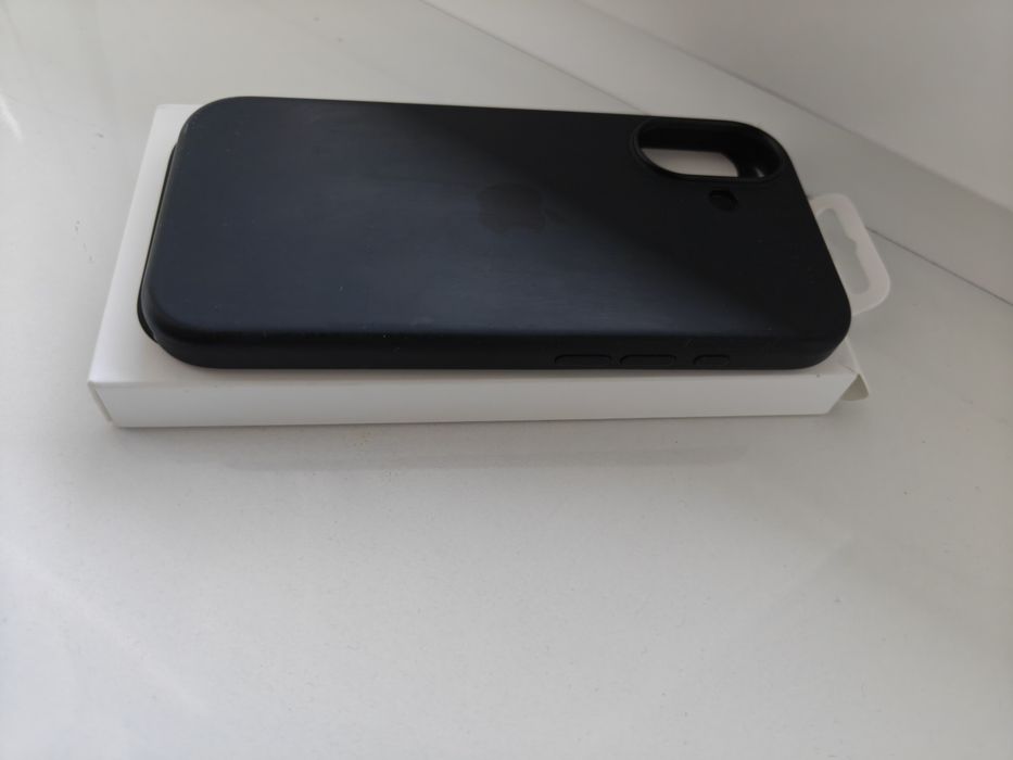 iPhone 17 oryginalne etui
