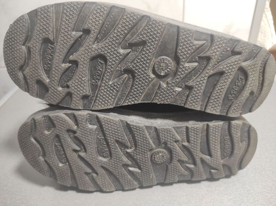 Жіночі уггі розмір 38 стан нового