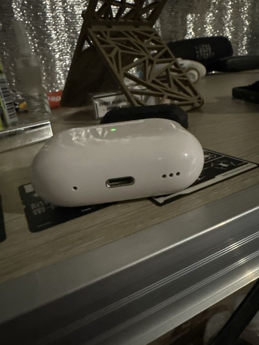 Apple Airpods Pro 2 лівий навушник