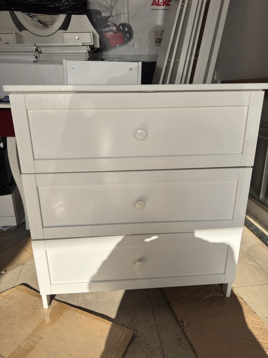 Komoda 3 szuflady ikea biala stan dobry