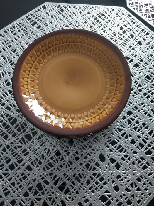 Talerzyki PRL. 17 cm.